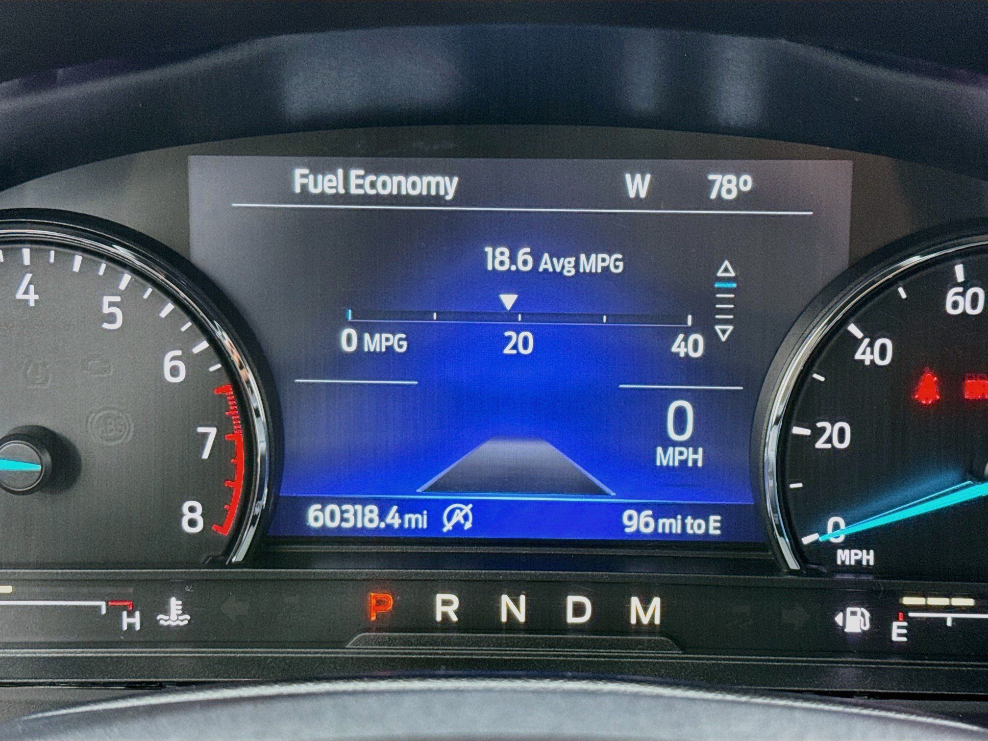 Used 2020 Ford Explorer XLT w/ Equipment Group 202A RWD image 8