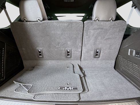 Used 2022 GMC Yukon Denali image 28