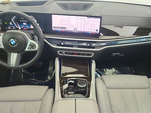Used 2025 BMW X6 xDrive40i image 93