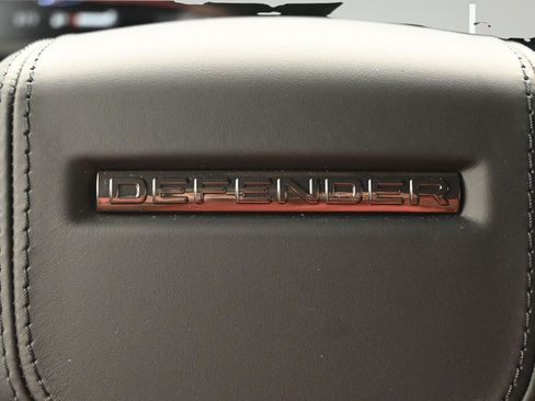 New 2026 Land Rover Defender 110 AWD/4WD image 19
