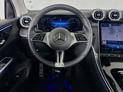 Certified 2025 Mercedes-Benz GLC 300 4MATIC image 5