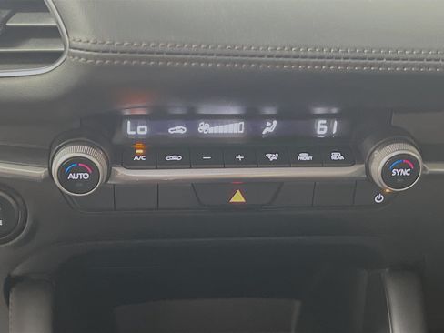 Used 2025 MAZDA MAZDA3 s FWD image 26