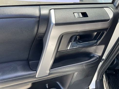 Used 2021 Toyota 4Runner SR5 RWD image 51