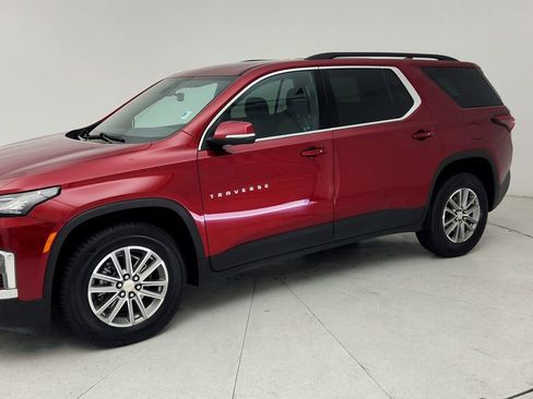 Certified 2023 Chevrolet Traverse LT FWD image 4
