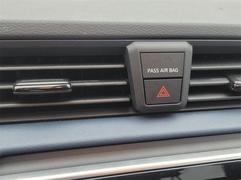 Certified 2025 Nissan Versa SV w/ Trunk Package image 28