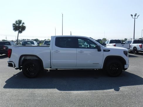 Used 2023 GMC Sierra 1500 Elevation AWD/4WD image 3