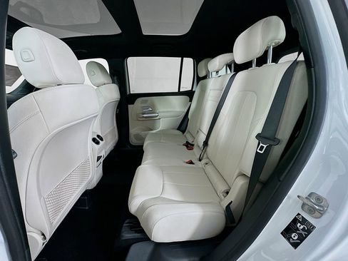 Used 2026 Mercedes-Benz GLB 250 image 24