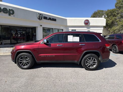 Used 2018 Jeep Grand Cherokee Limited image 8