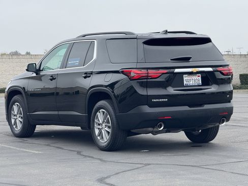 Certified 2022 Chevrolet Traverse LT image 5