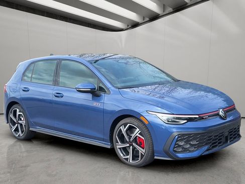 New 2026 Volkswagen GTI SE FWD image 3