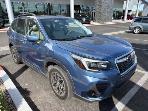 Used 2021 Subaru Forester Premium w/ Popular Package #1 AWD/4WD image 3