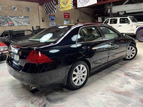 Used 2007 Honda Accord EX-L image 2