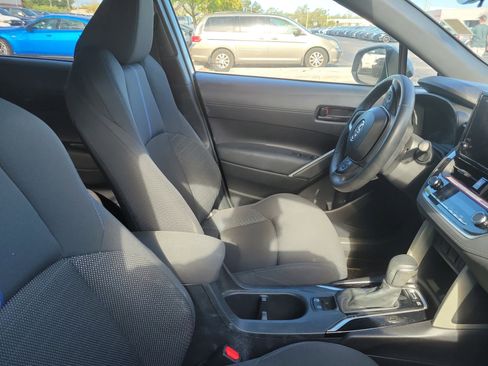Used 2024 Toyota Corolla Cross SE AWD/4WD image 10