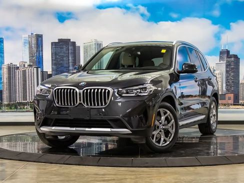 Used 2024 BMW X3 xDrive30i w/ Premium Package AWD/4WD image 2