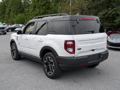 Used 2022 Ford Bronco Sport Outer Banks w/ Tech Package AWD/4WD image 3