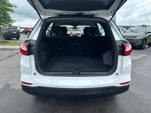 Used 2019 Chevrolet Equinox LS FWD image 27