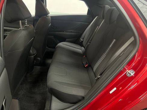 Used 2025 Hyundai Elantra Sport FWD image 27