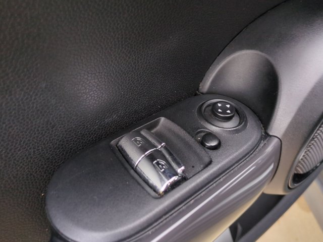 Used 2020 MINI Cooper 2-Door Hardtop w/ Storage Package FWD image 12