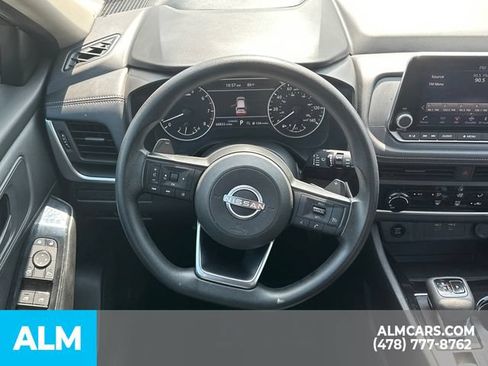 Used 2024 Nissan Rogue S FWD image 27