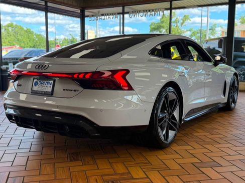 Used 2024 Audi RS e-tron GT w/ Ceramic Brake Package AWD/4WD image 10