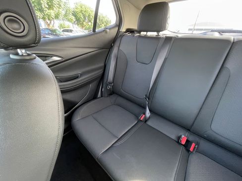 Used 2025 Buick Encore GX Preferred image 39