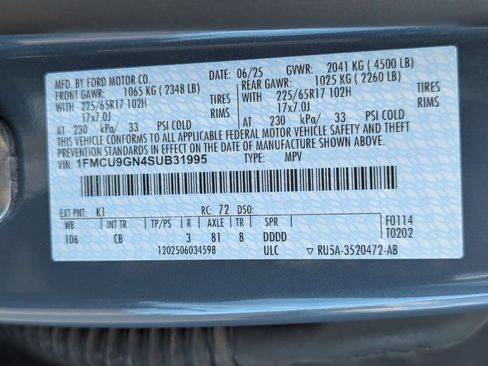 Used 2025 Ford Escape Active AWD/4WD image 35