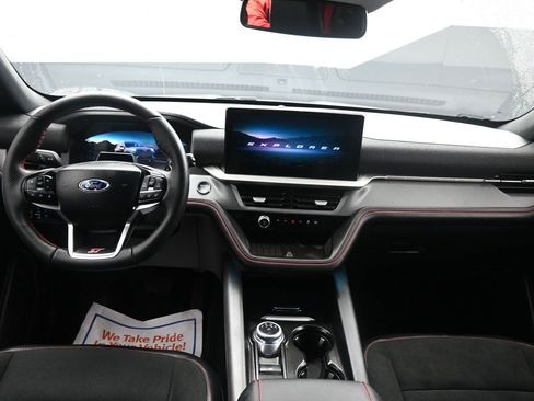 Used 2025 Ford Explorer ST w/ Sun And Sound Package image 14