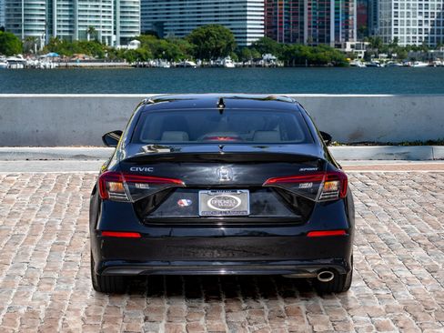 Certified 2022 Honda Civic Sport image 6