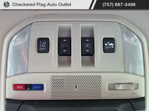 Used 2019 Subaru Ascent Touring AWD/4WD image 12