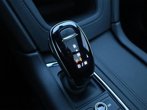 New 2026 Cadillac XT5 Premium Luxury w/ Driver Assist Package image 14