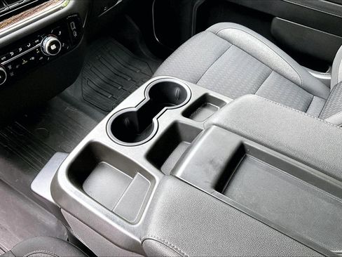 Used 2023 GMC Sierra 1500 SLE image 18