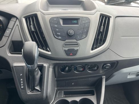 Used 2019 Ford Transit 350 XL image 19