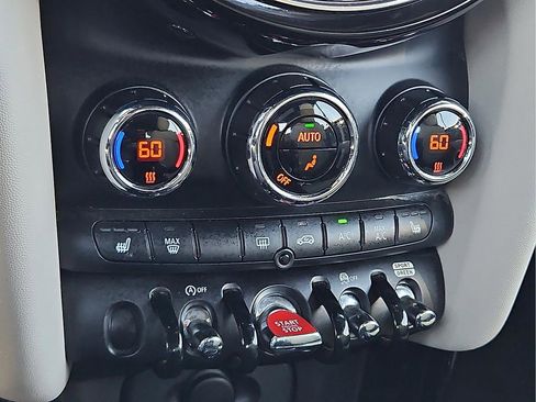 Used 2022 MINI Cooper S w/ Signature Upholstery Package image 15