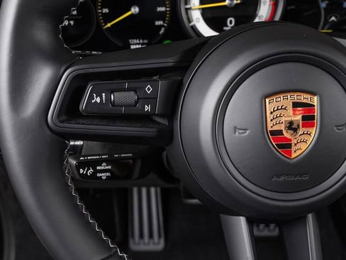 Used 2024 Porsche 911 GT3 RWD image 34
