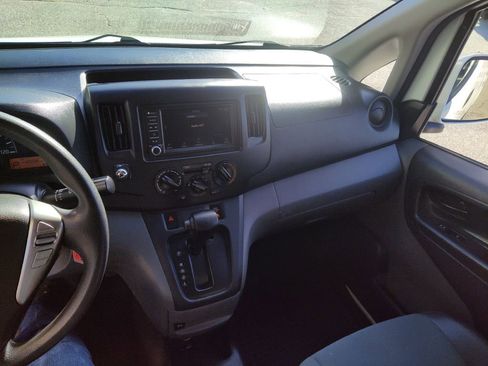 Used 2020 Nissan NV200 SV w/ Back Door Glass Package image 26