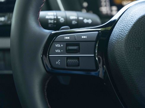 Used 2026 Honda Pilot Black Edition image 21