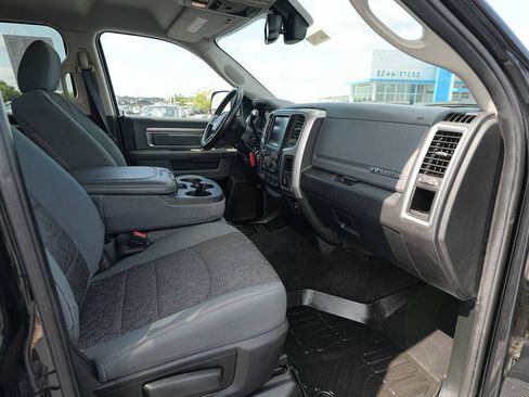 Used 2016 RAM 3500 Big Horn AWD/4WD image 17