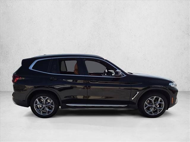 Used 2024 BMW X3 xDrive30i w/ Convenience Package AWD/4WD image 4