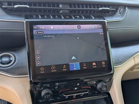 Used 2021 Jeep Grand Cherokee L Limited w/ Trailer Tow Package image 15