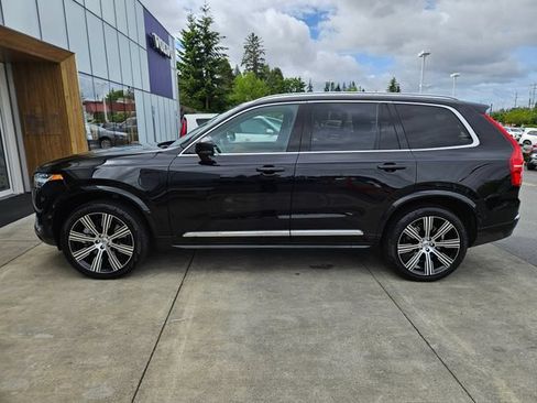 Certified 2024 Volvo XC90 T8 Plus w/ Protection Package Premier AWD/4WD image 8