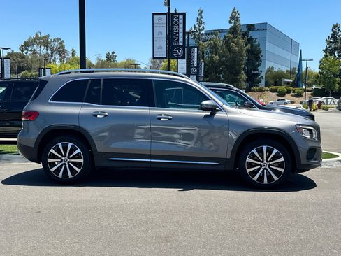 Certified 2022 Mercedes-Benz GLB 250 image 2