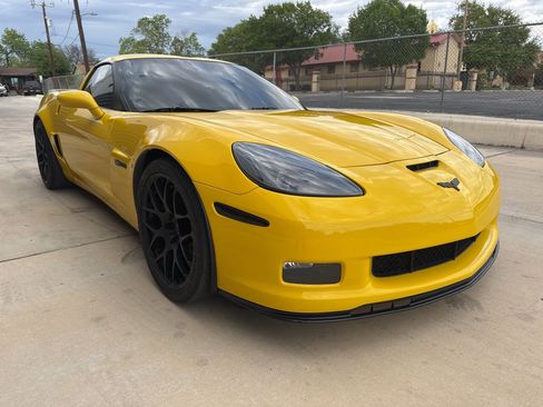 Used 2009 Chevrolet Corvette Z06 image 8