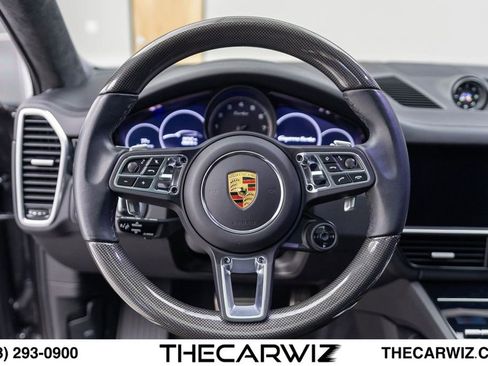 Used 2023 Porsche Cayenne Turbo AWD/4WD image 39