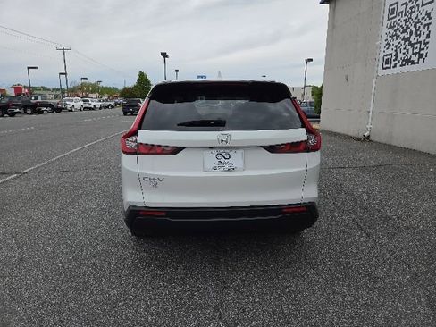 New 2026 Honda CR-V LX image 4