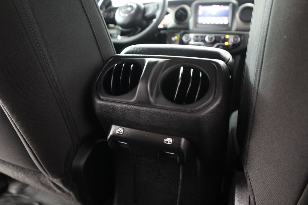 Used 2023 Jeep Gladiator Sport AWD/4WD image 45