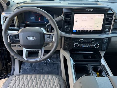 New 2026 Ford F250 Platinum w/ Platinum Plus Package AWD/4WD image 29