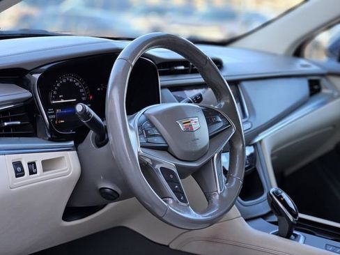 Used 2019 Cadillac XT5 Luxury image 12