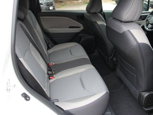 Used 2025 Subaru Forester Premium AWD/4WD image 36