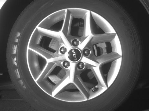 Used 2025 Kia Soul LX w/ LX Technology Package FWD image 20