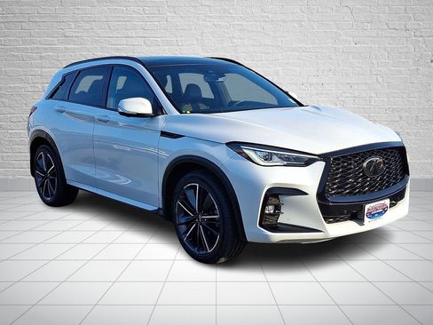 Used 2023 INFINITI QX50 Sport image 3